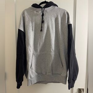 Brandy Melville Two tone Oversized Hoody
